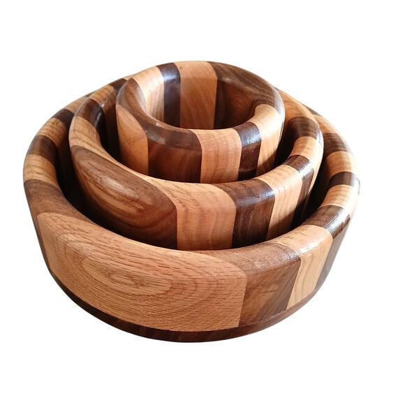 Set of 3 Handmade Bi-Colored Striped Wood Nesting Bowls - Picture 1 of 6